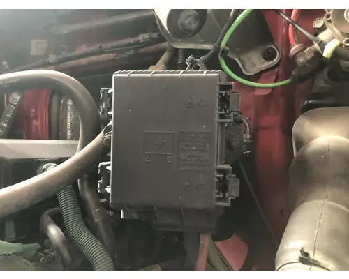 Volvo VNL Fuse Box