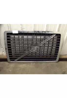 Volvo VNL Grille