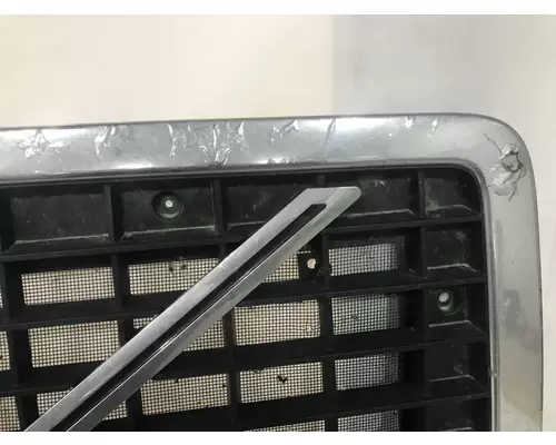 Volvo VNL Grille