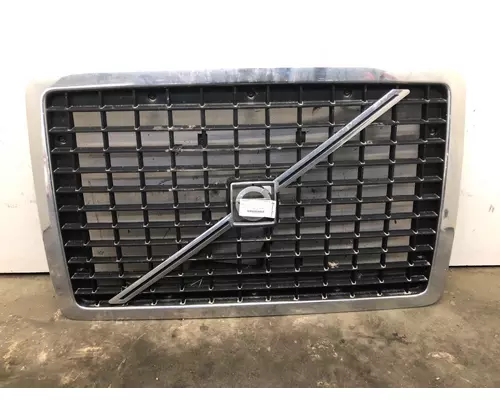 Volvo VNL Grille