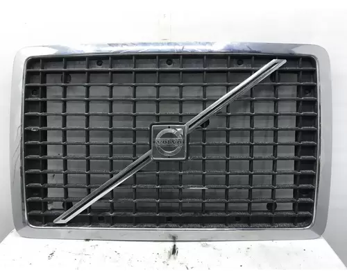 Volvo VNL Grille