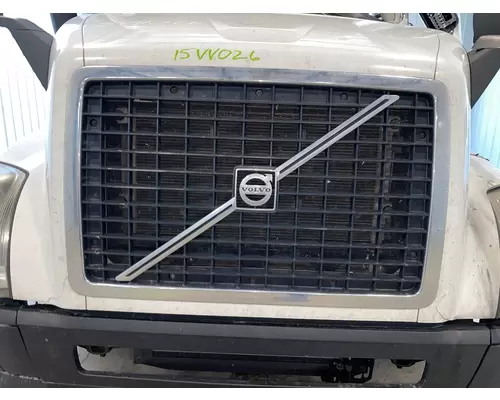 Volvo VNL Grille