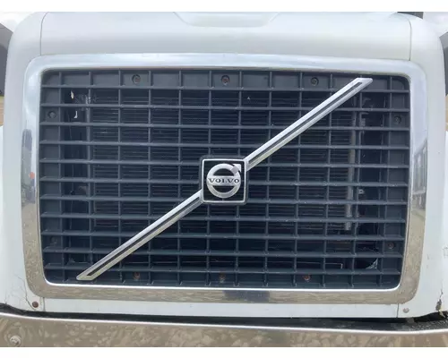 Volvo VNL Grille