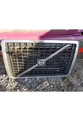 Volvo VNL Grille