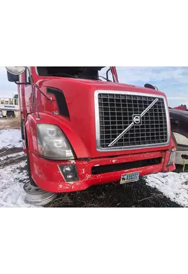 Volvo VNL Grille