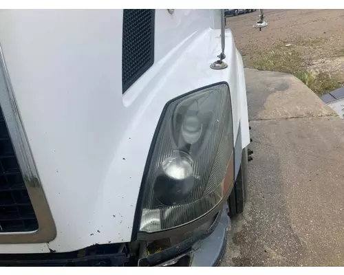 Volvo VNL Headlamp Assembly