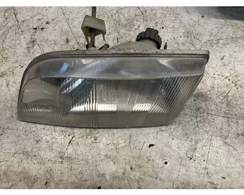 Volvo VNL Headlamp Assembly