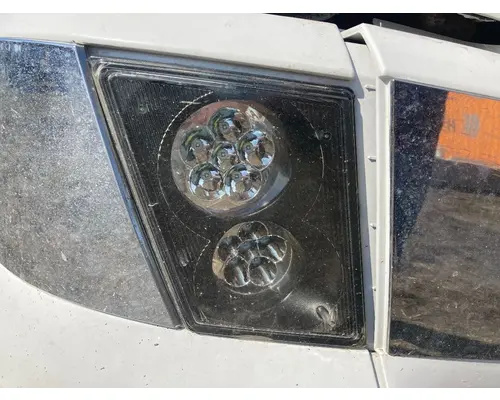 Volvo VNL Headlamp Assembly