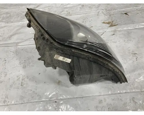 Volvo VNL Headlamp Assembly