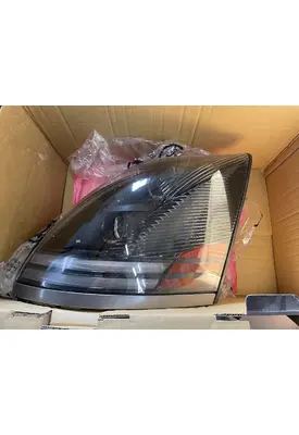 Volvo VNL Headlamp Assembly