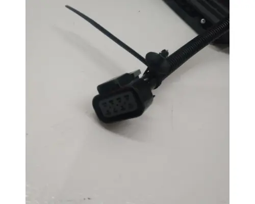 Volvo VNL Headlamp Assembly