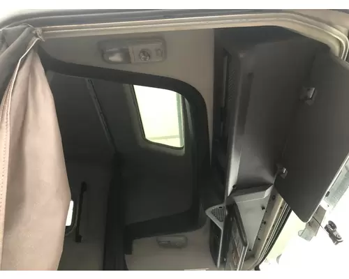 Volvo VNL Headliner