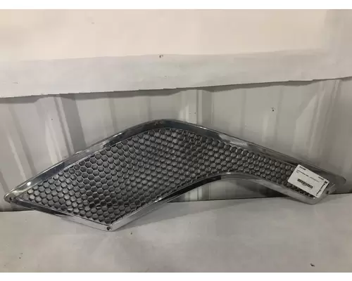 Volvo VNL Hood Side Vent
