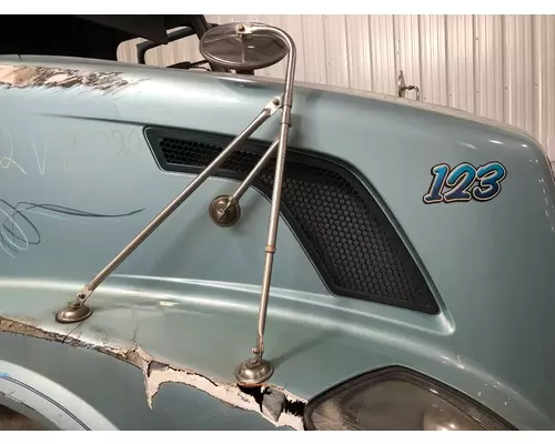 Volvo VNL Hood Side Vent