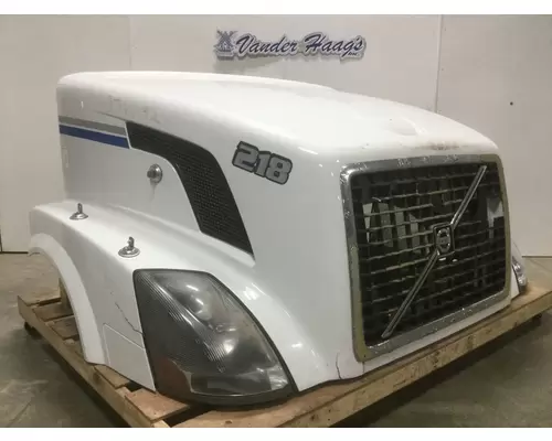 Volvo VNL Hood