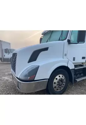 Volvo VNL Hood