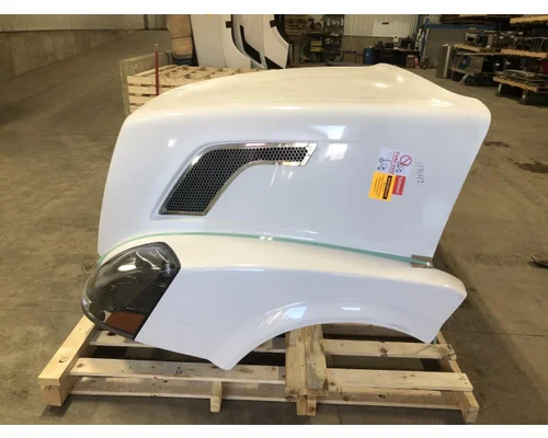 Volvo VNL Hood