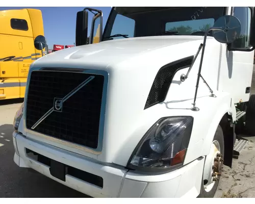 Volvo VNL Hood