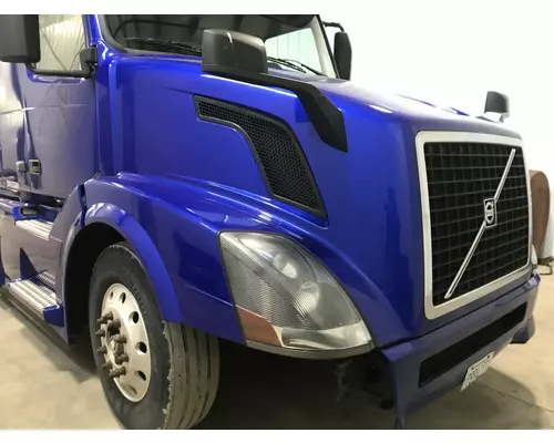 Volvo VNL Hood