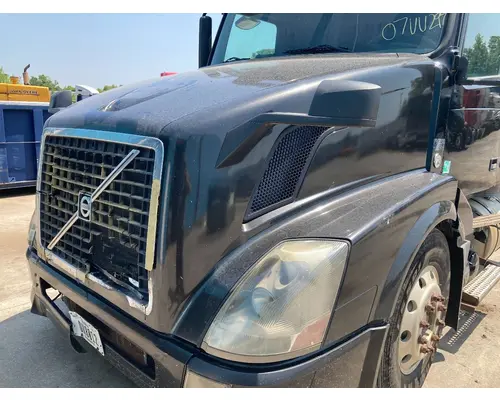 Volvo VNL Hood