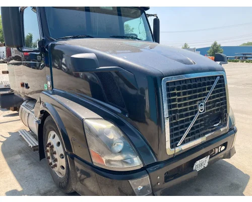 Volvo VNL Hood