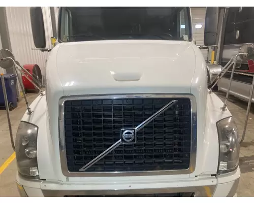 Volvo VNL Hood