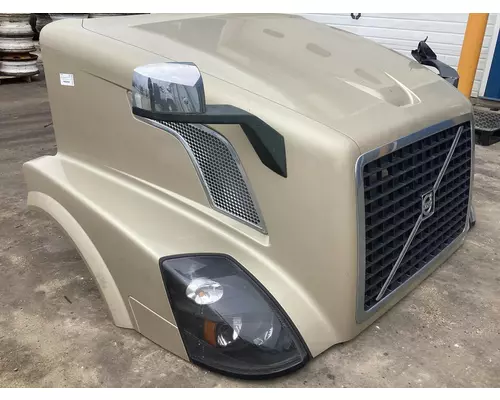 Volvo VNL Hood