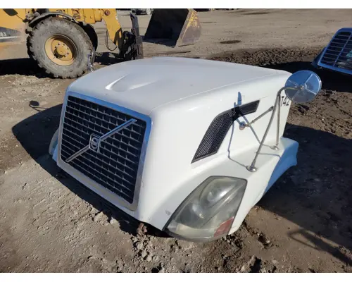 Volvo VNL Hood