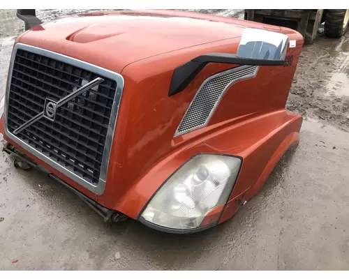 Volvo VNL Hood