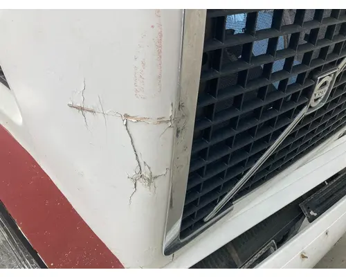 Volvo VNL Hood