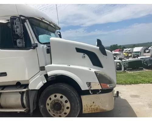 Volvo VNL Hood