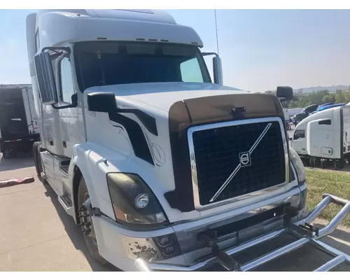 Volvo VNL Hood