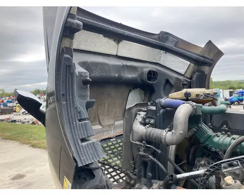 Volvo VNL Hood