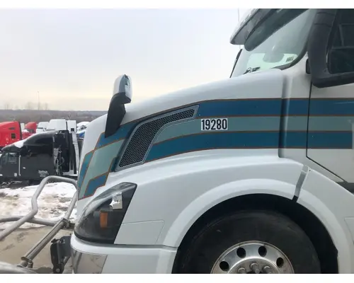 Volvo VNL Hood