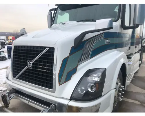 Volvo VNL Hood