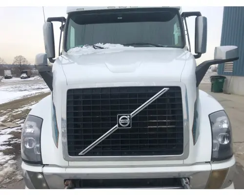 Volvo VNL Hood