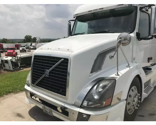 Volvo VNL Hood