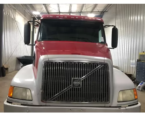 Volvo VNL Hood