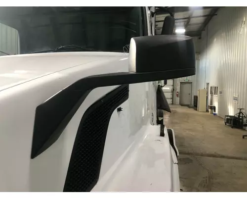 Volvo VNL Hood