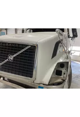 Volvo VNL Hood