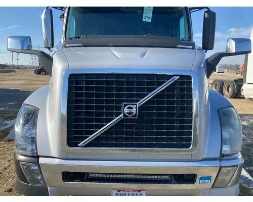 Volvo VNL Hood