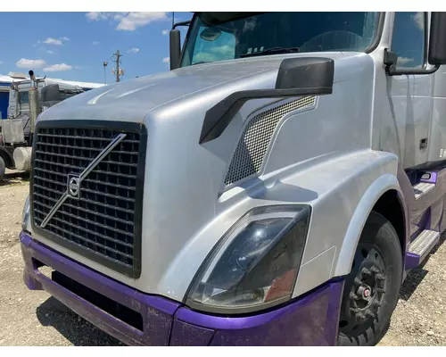 Volvo VNL Hood