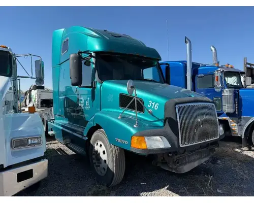 Volvo VNL Hood