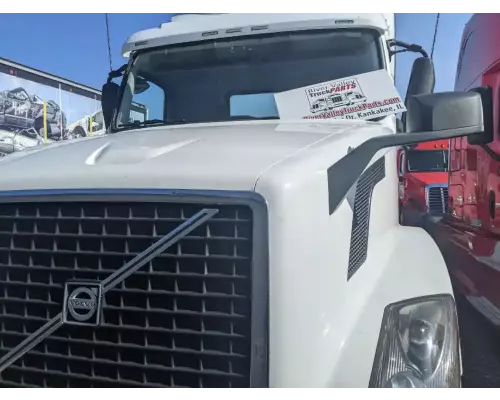 Volvo VNL Hood