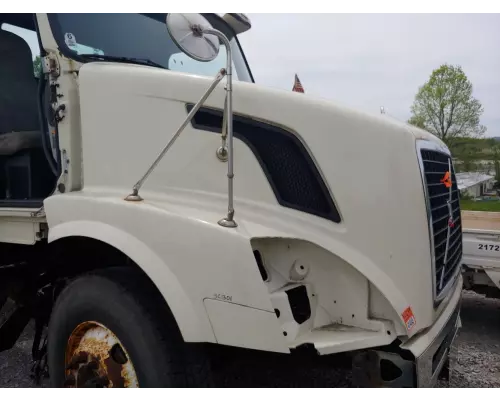 Volvo VNL Hood