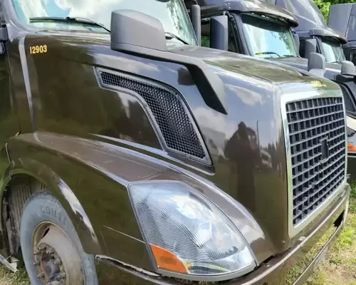 Volvo VNL Hood