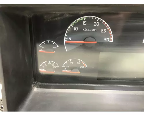 Volvo VNL Instrument Cluster