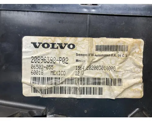 Volvo VNL Instrument Cluster