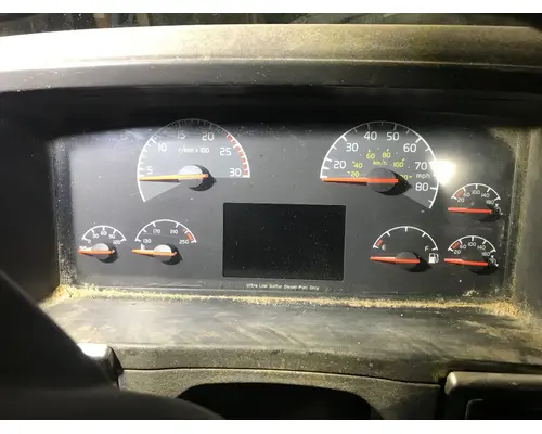 Volvo VNL Instrument Cluster
