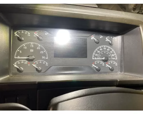 Volvo VNL Instrument Cluster